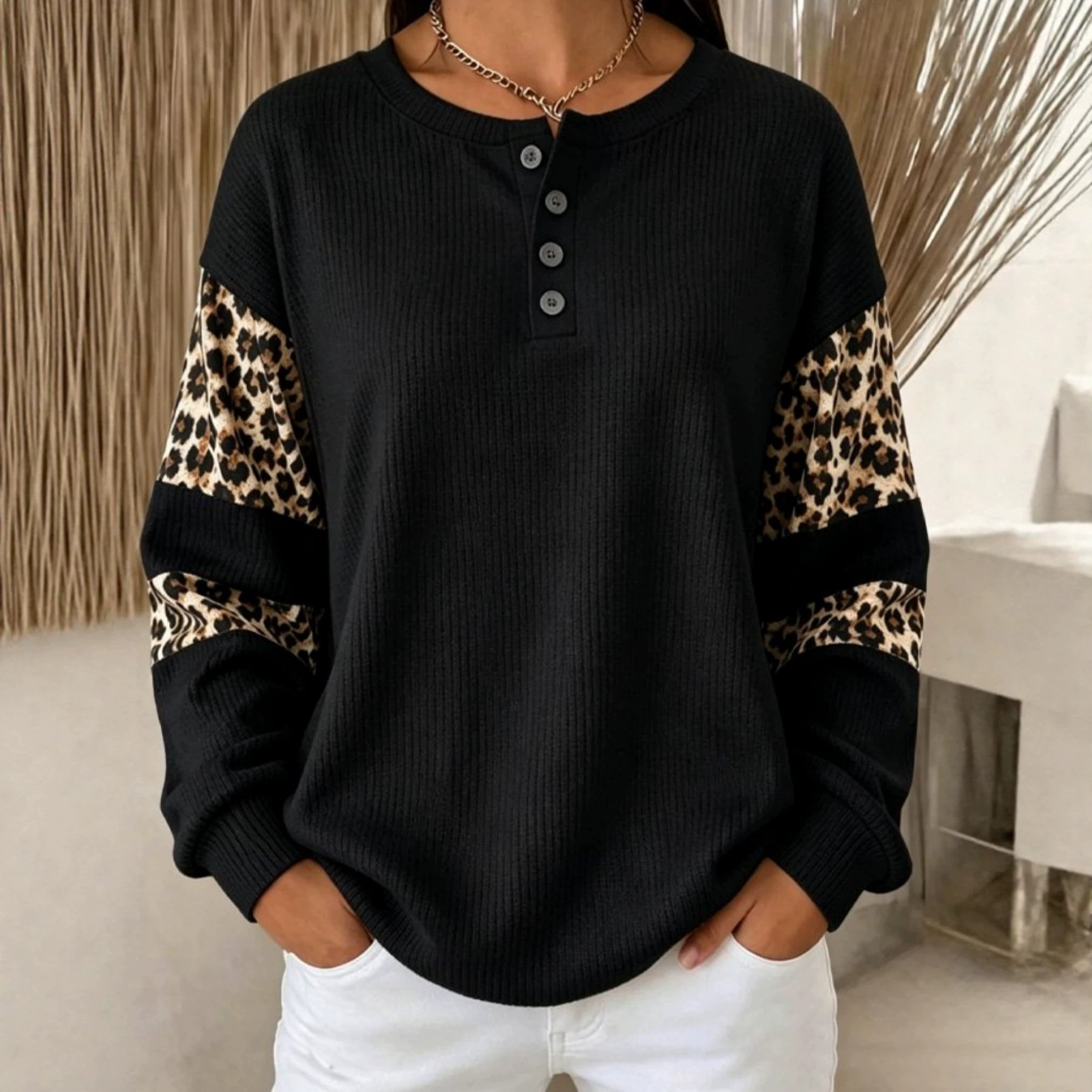 Women's Retro Color-Block Leopard Print Buttoned Sweatshirt