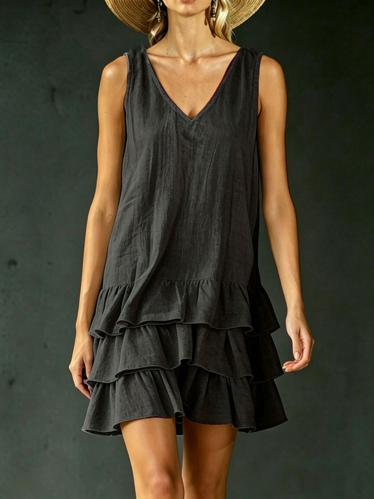 Women's Sleeveless V-Neck Midi Dress with Patchwork Detail