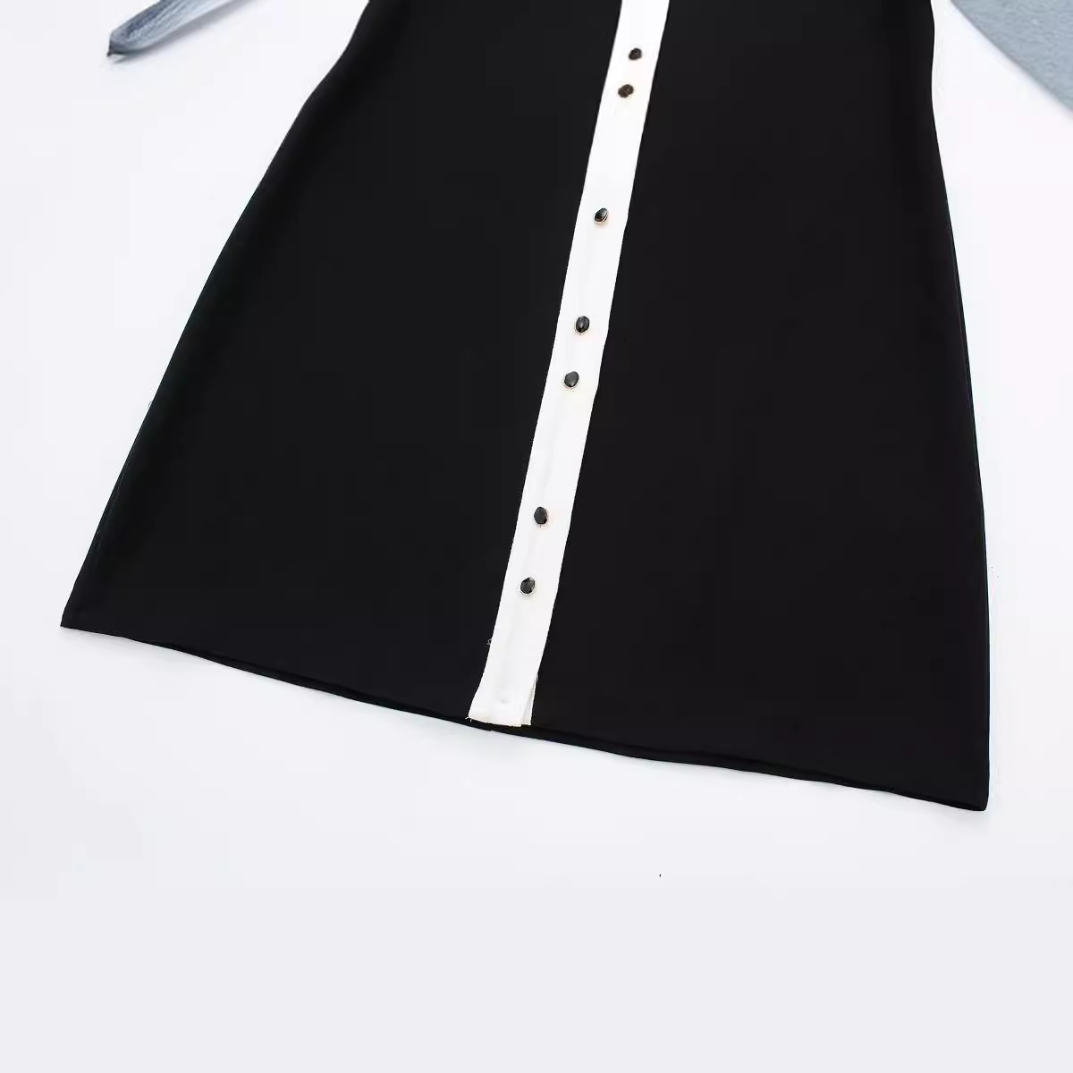 Sleeveless Crepe Bodycon Dress with Polo Collar