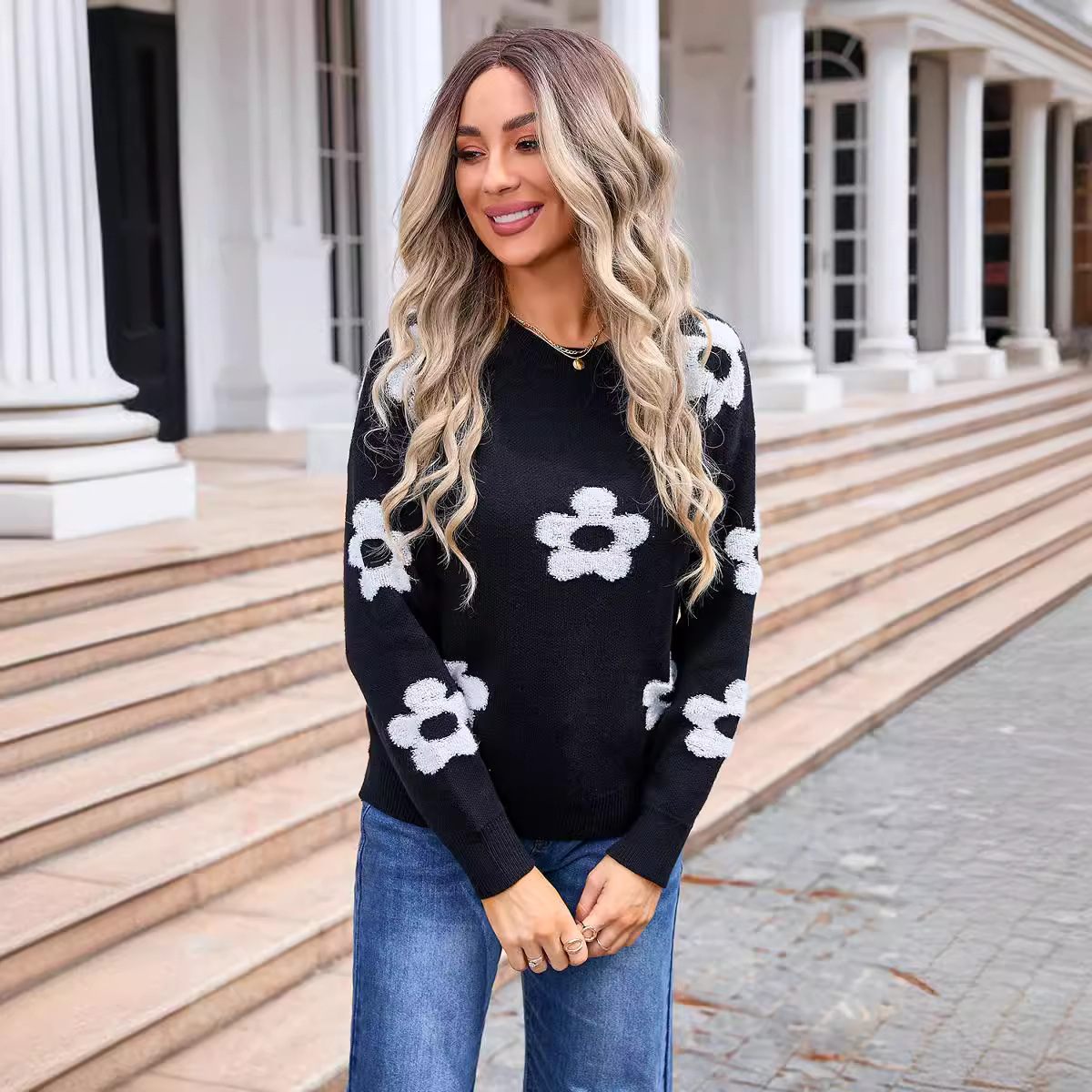 Women's Floral Plus Size Pullover Sweater