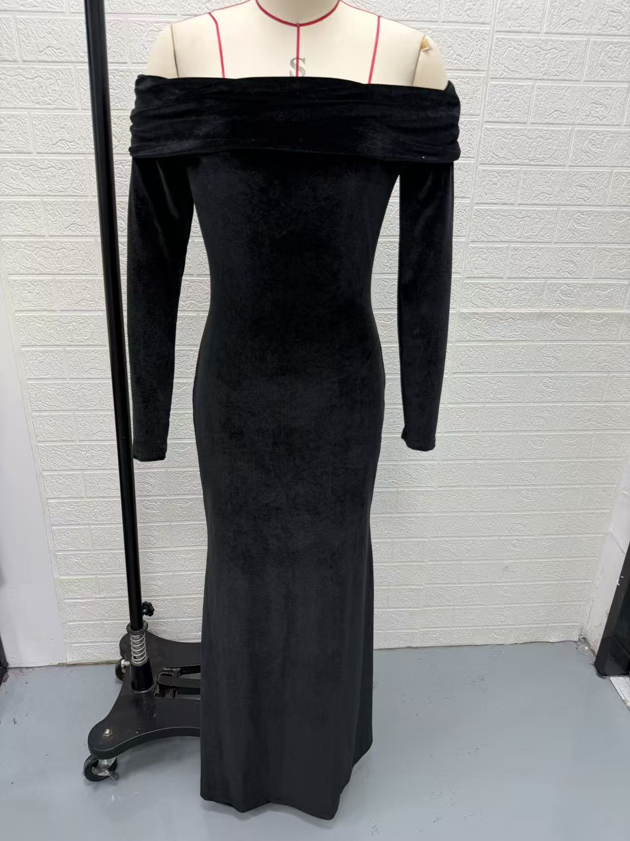 Gold Velvet Off-Shoulder Long Sleeve Bodycon Maxi Dress