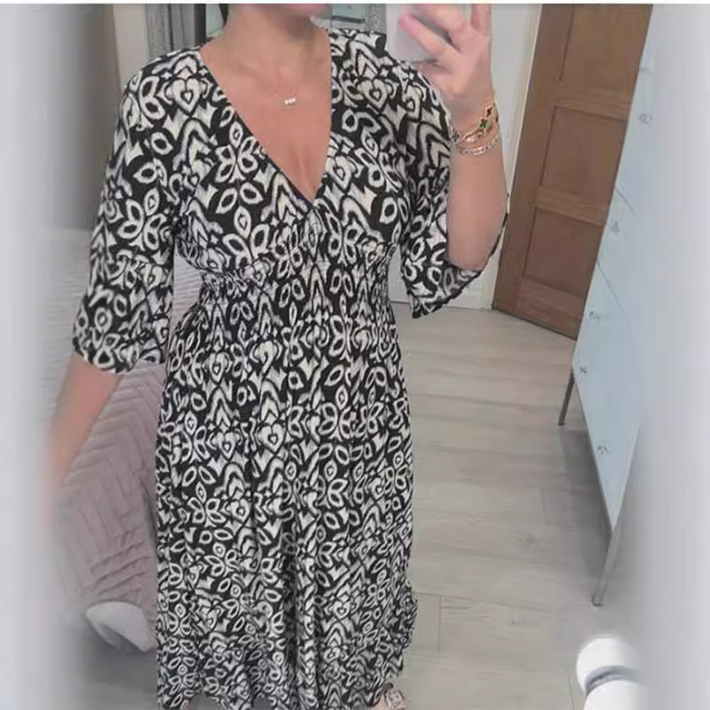 V-Neck Floral Print Loose Midi Dress for Beach Vacation