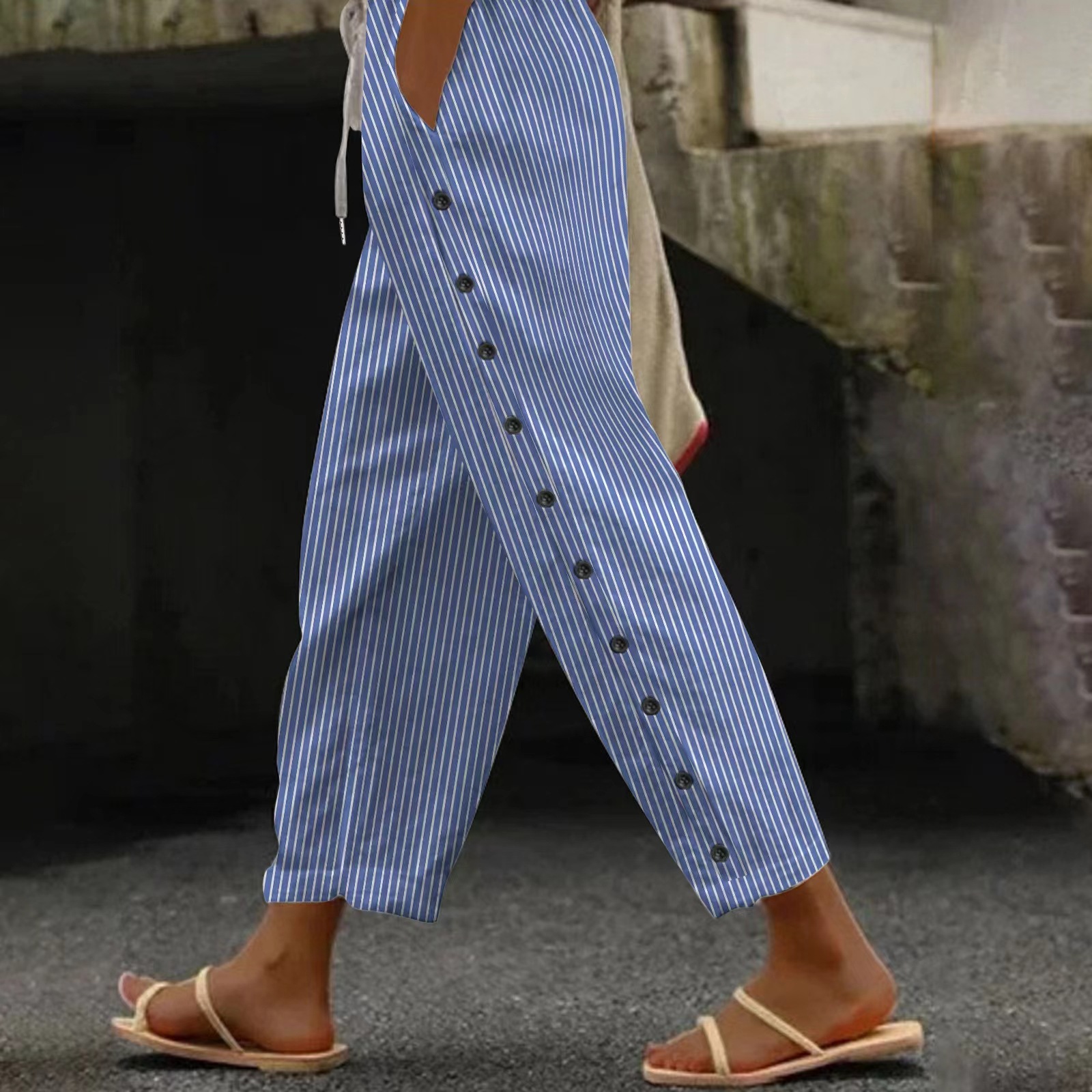 Striped Print Buttoned Elastic Waist Cropped Pants