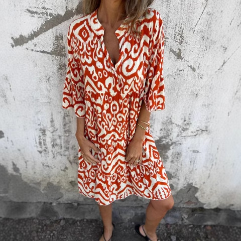 Women's V-Neck Floral Print Pleated Midi Dress with Four-Way Stretch