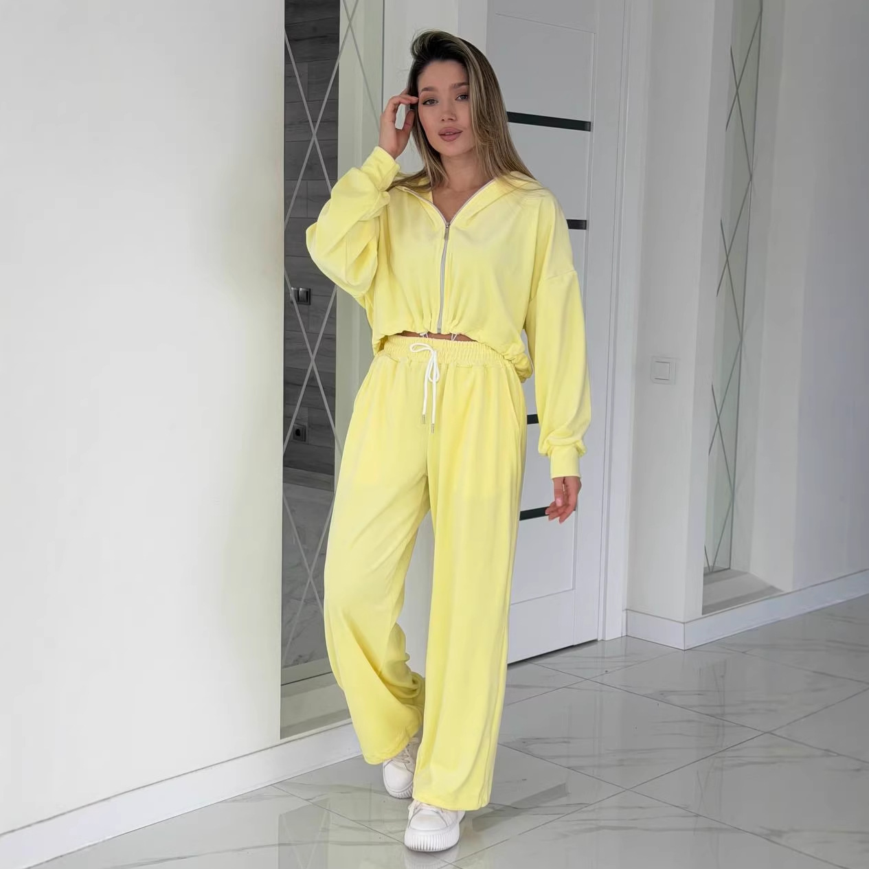 Women's Solid Color Long Sleeve Zip Hoodie and Drawstring Pants Two-Piece Set