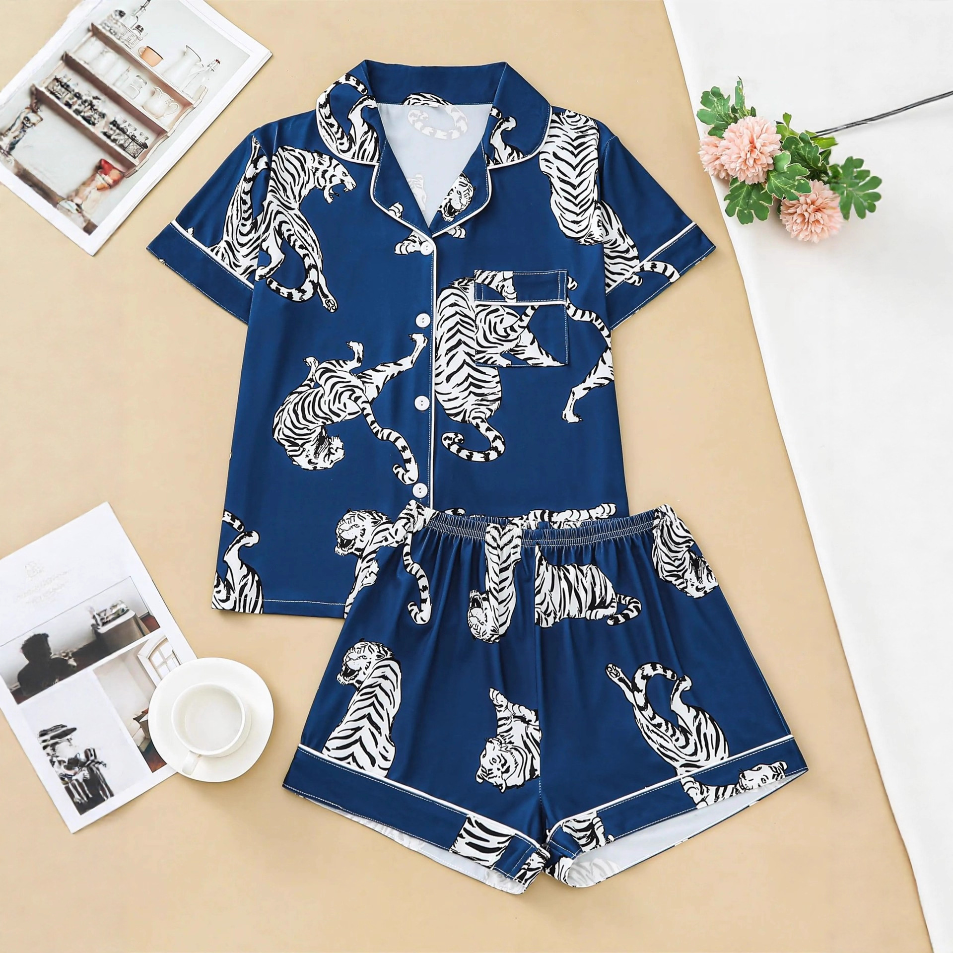 Women's Cuban Collar Leopard Print Loungewear Set