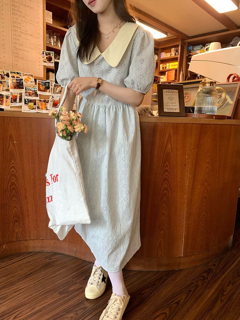 Blue Floral A-Line Midi Dress with Doll Collar and Puff Sleeves