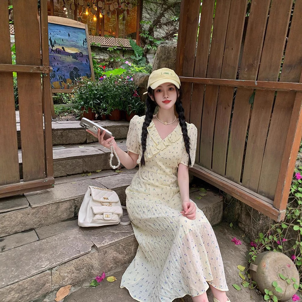 Women's V-Neck Floral Midi Dress with Puff Sleeves