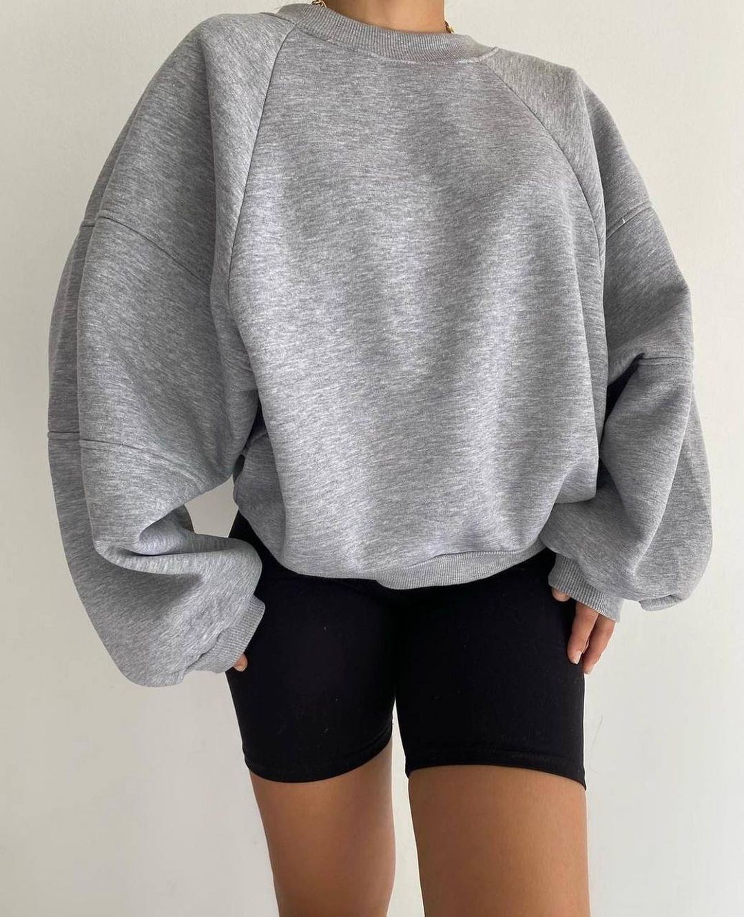 Crewneck Colorblock Long-Sleeve Solid Pullover Sweatshirt