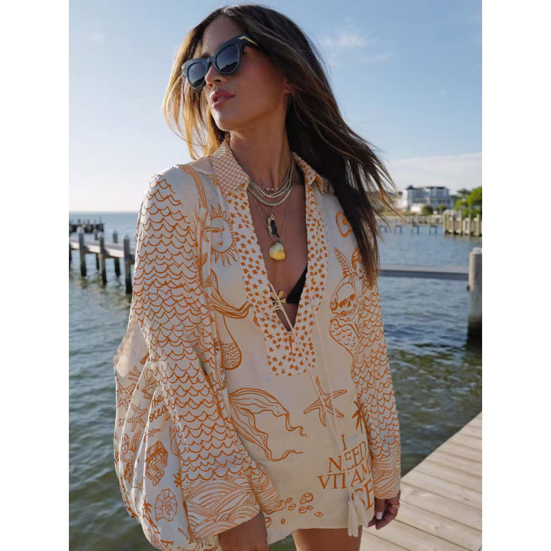 Printed Low-Neck Long-Sleeve Shorts Two-Piece Set