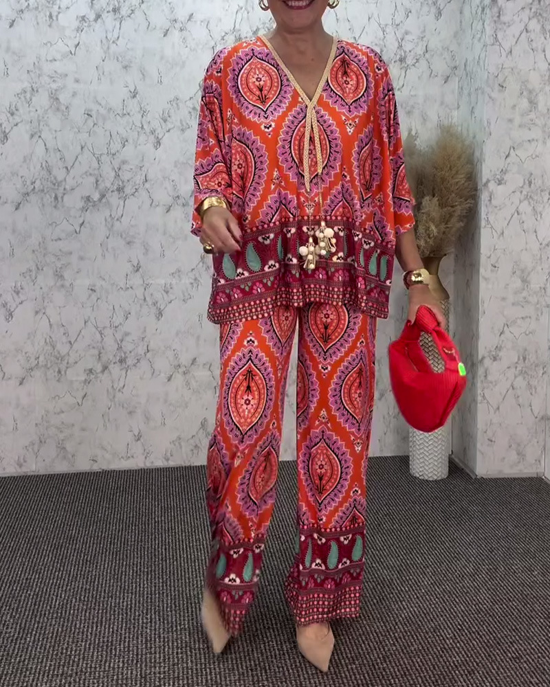Women's Floral Print V-Neck Long Sleeve Top and Pants Two-Piece Set