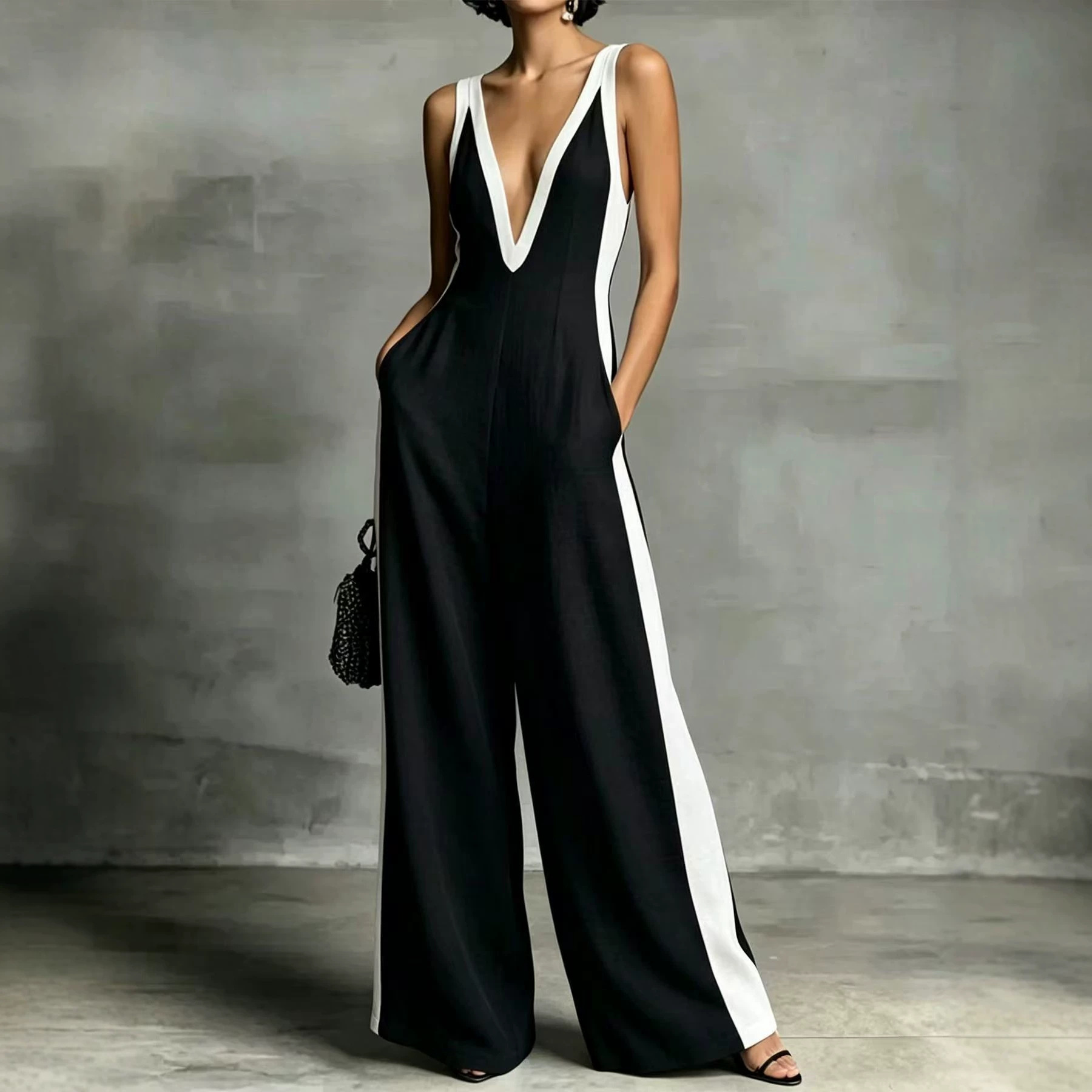 V-Neck Sleeveless Colorblock Wide-Leg Jumpsuit