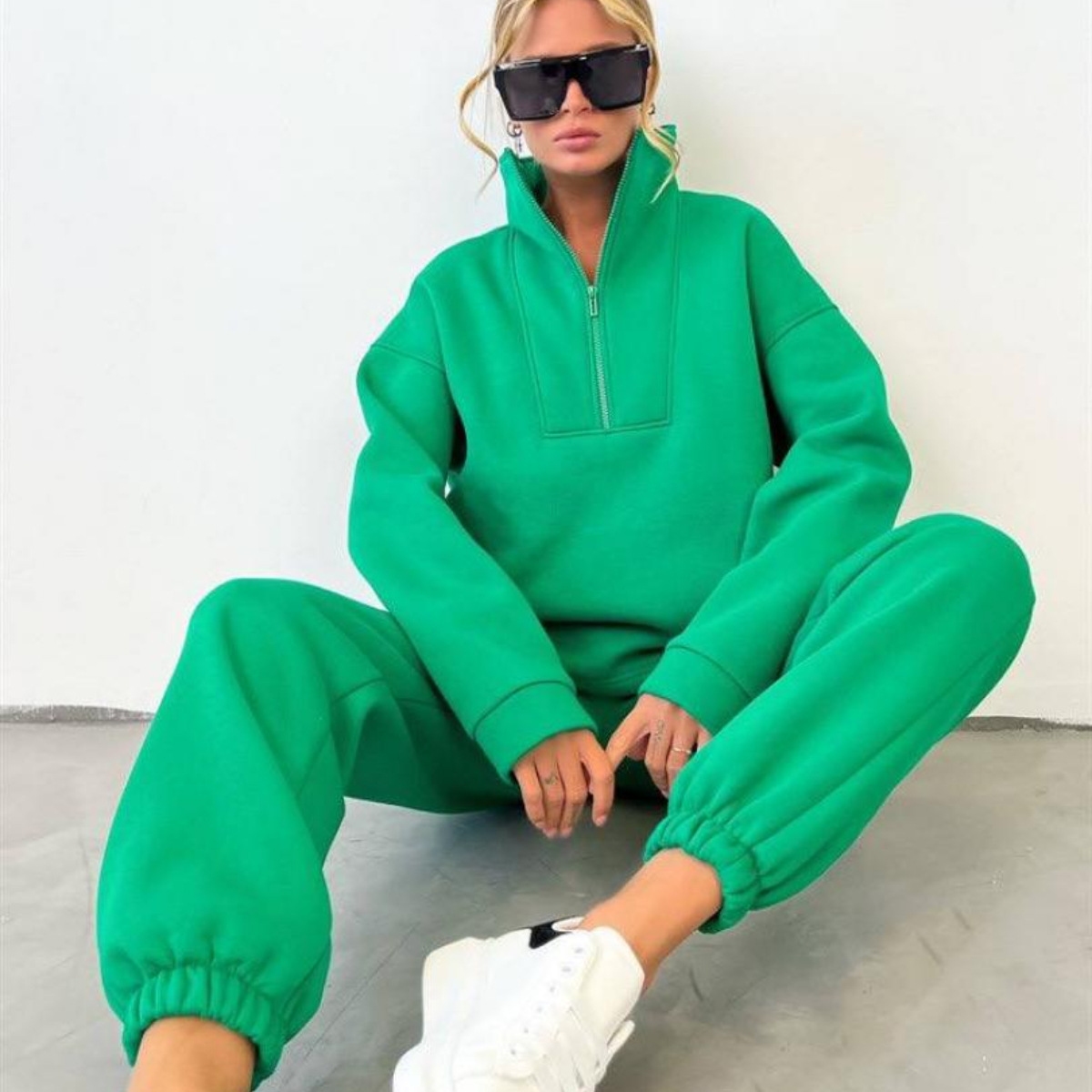 Women's Long Sleeve Stand Collar Zip Two-Piece Tracksuit Set