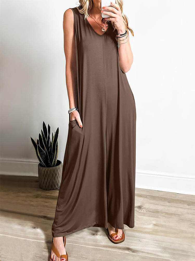 Women's Sleeveless Straight-Leg Jumpsuit with Pockets
