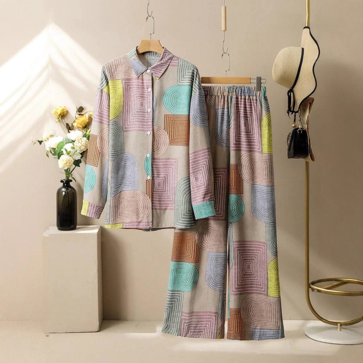 Printed Long Sleeve Top and Pants Set