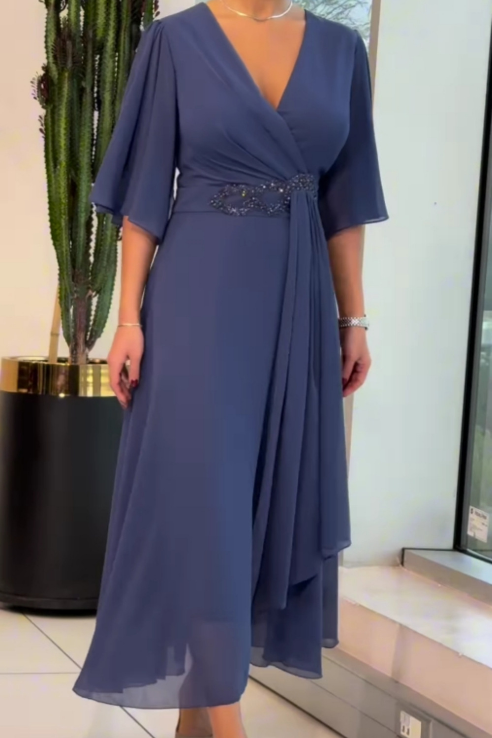 Solid V-Neck Long Sleeve Maxi Dress