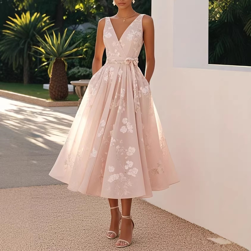 Sleeveless V-Neck Digital Print Midi Dress