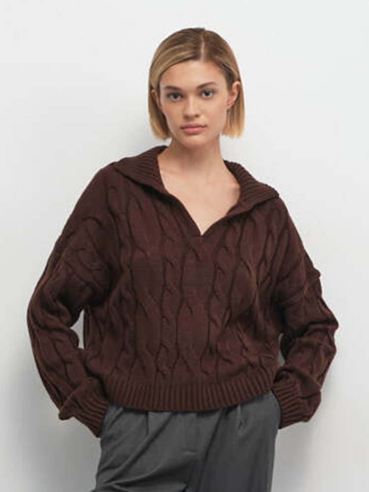 Relaxed Knit Sweater with Collar, Thick Commuter Pullover
