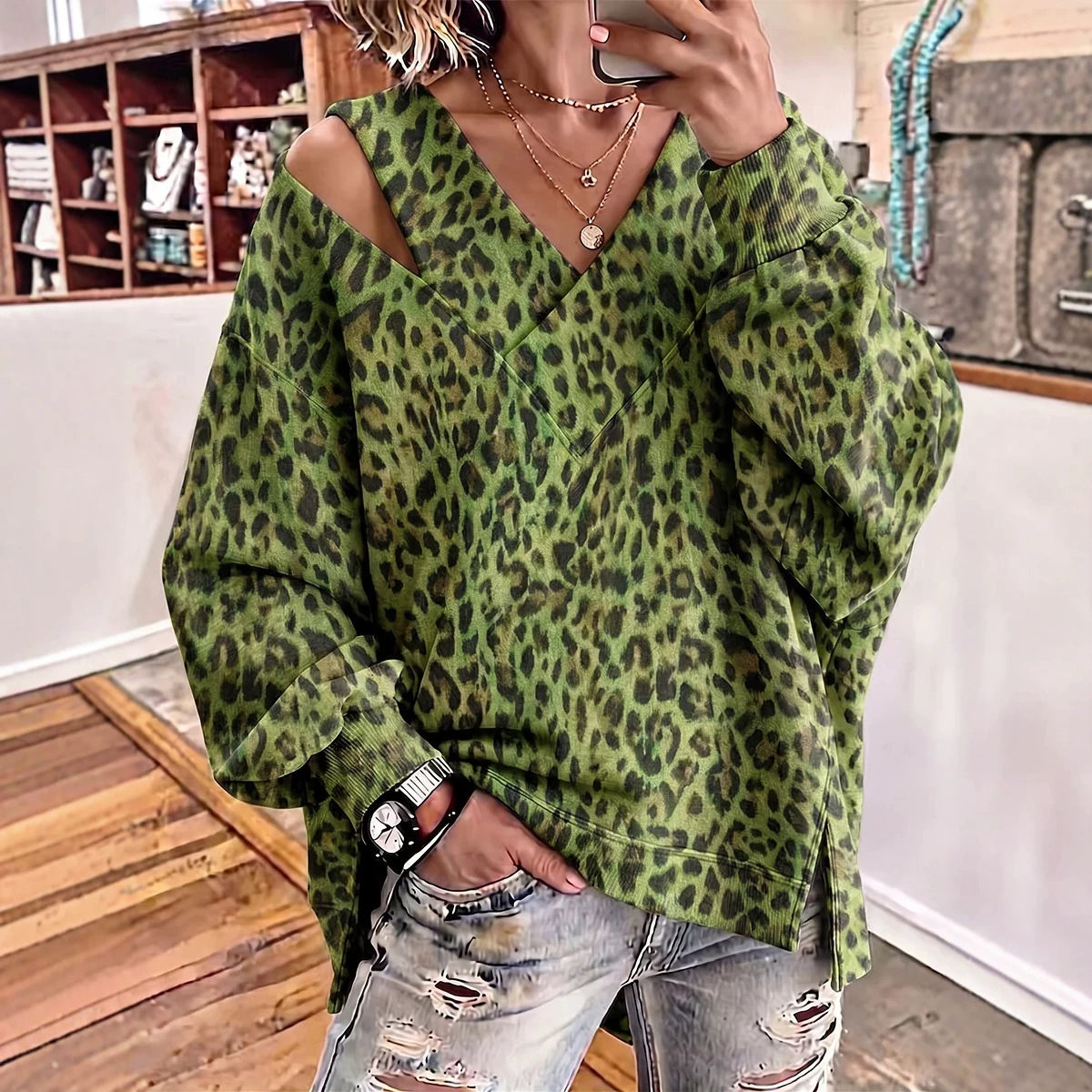 Women's V-Neck Leopard Print Long-Sleeve Sweatshirt