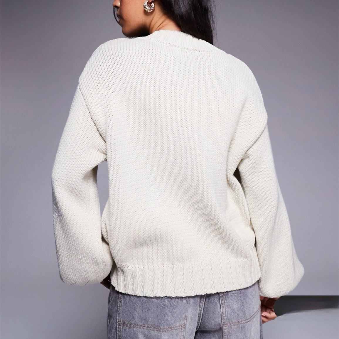 Women's Crewneck Single-Breasted Solid Knit Cardigan Sweater