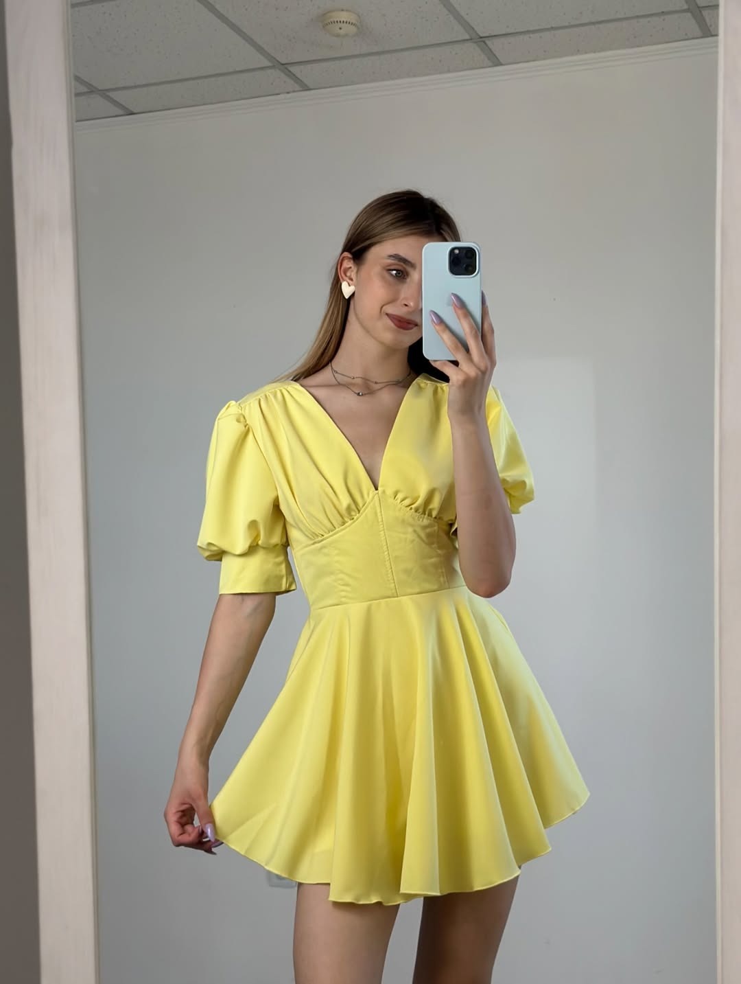 Pink Puff Sleeve V-Neck Waist-Cinching Slimming Solid Color Dress