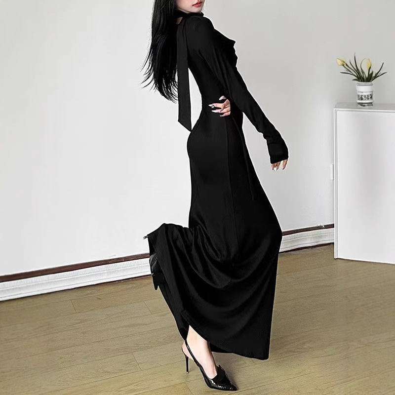 Off-Shoulder V-Neck Long-Sleeve Slimming Midi Dress