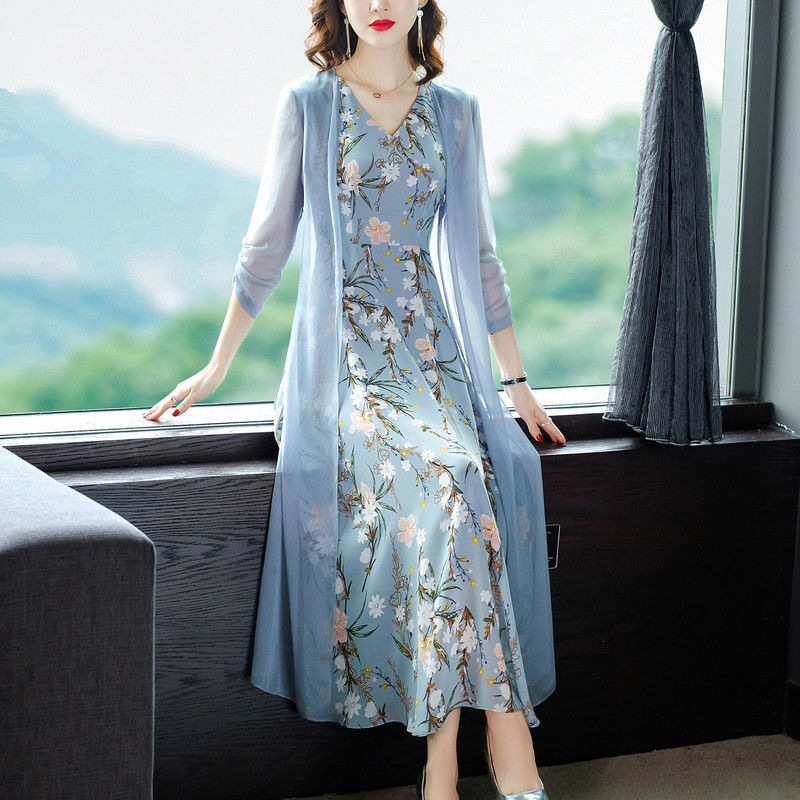 Women's Chiffon Two-Piece Dress Set with Floral Print and V-Neck