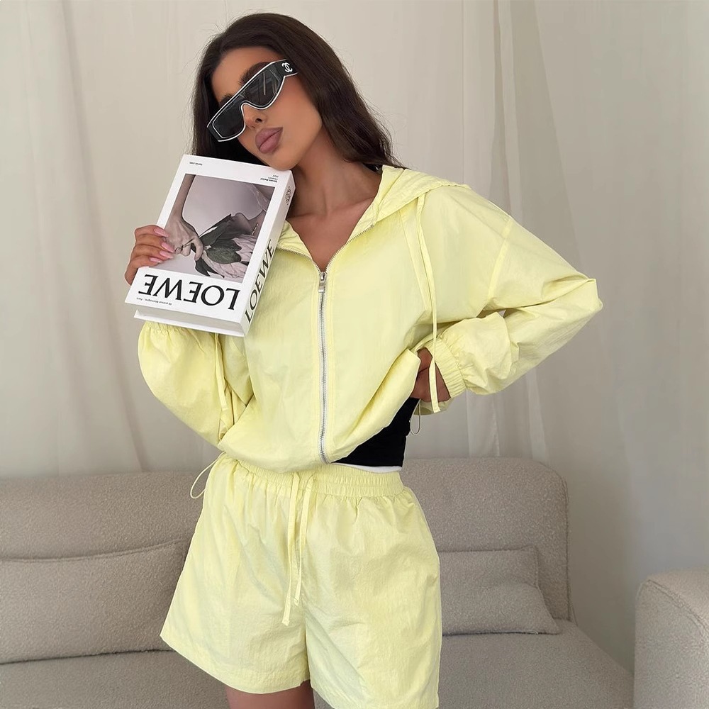Women's Solid Color Long Sleeve Zip Cardigan and Elastic Shorts Two-Piece Set