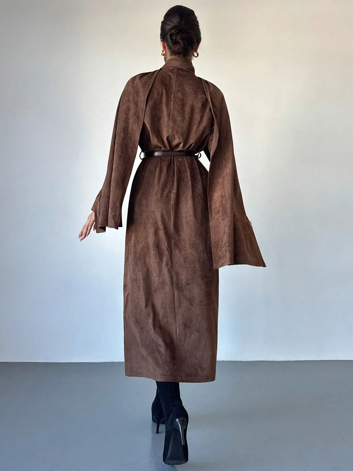 Solid Color Waist-Cinched Midi Dress with Batwing Sleeves