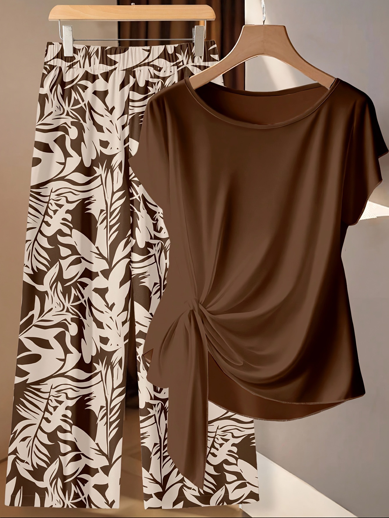 Floral Print Short Sleeve Top and Pants Set