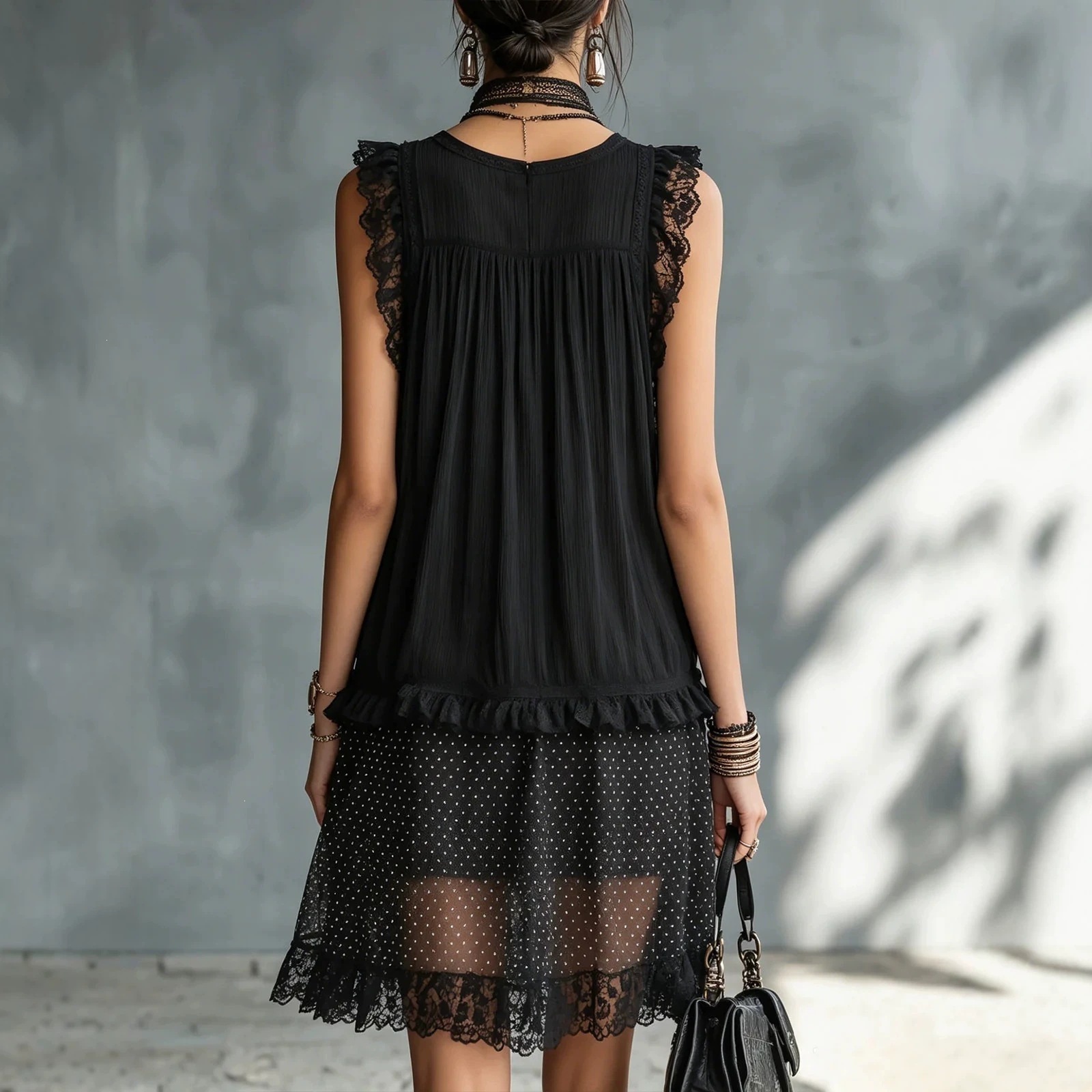 Women's Sleeveless Black Lace Patchwork Dress Round Neck Short