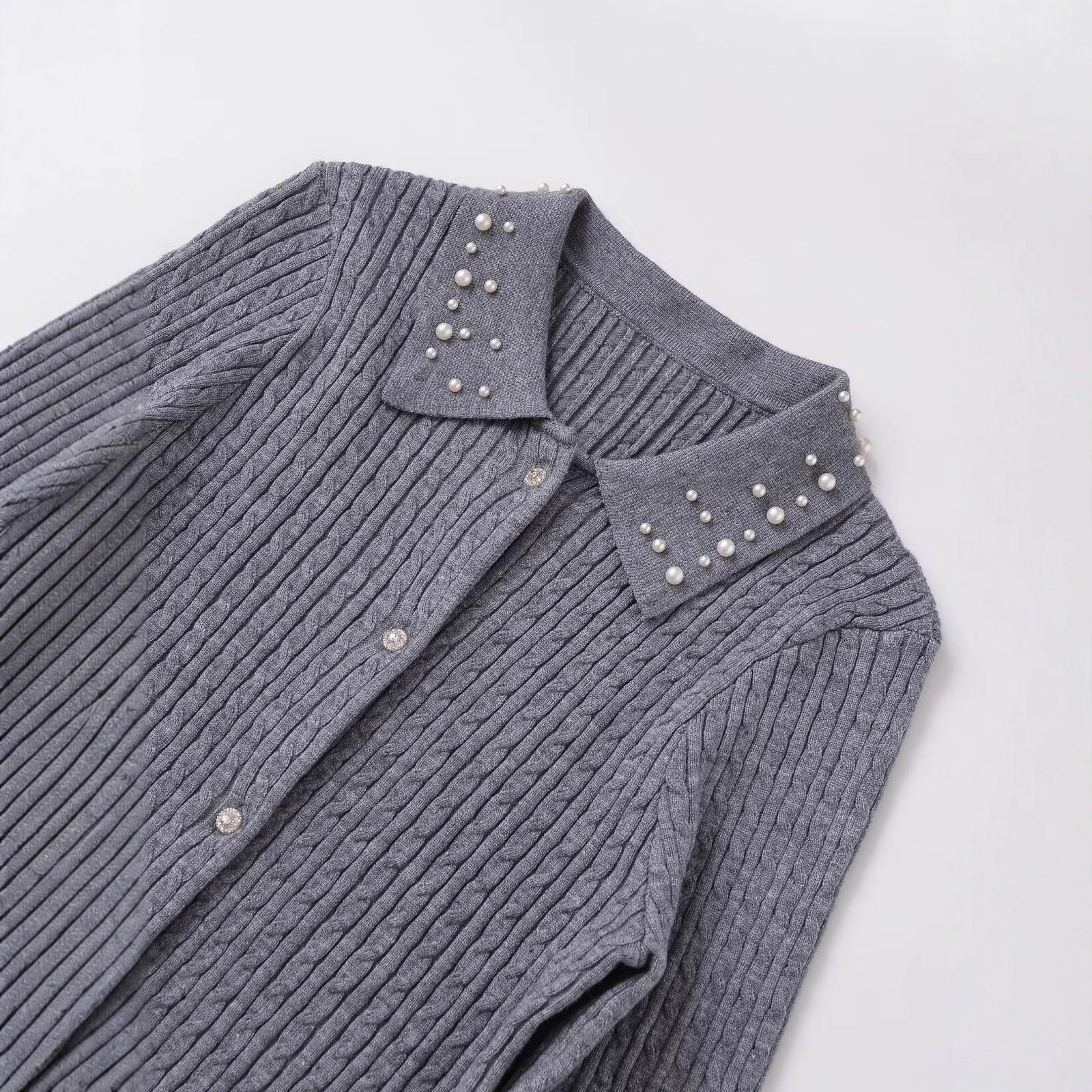 Women's Beaded Collar Knit Cardigan