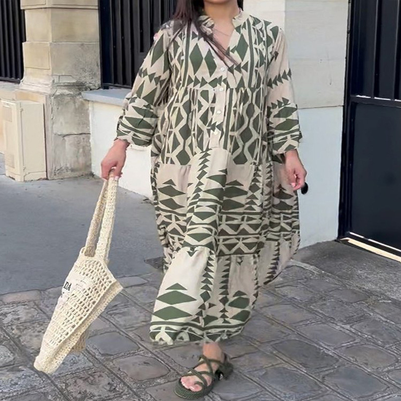 Plus Size Bohemian Print V-Neck A-Line Long Dress