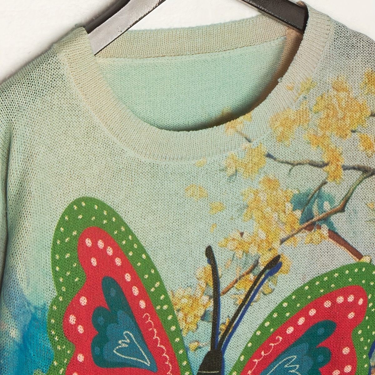 Court-Style Colorblock Knit Pullover Sweater with 3D Pattern