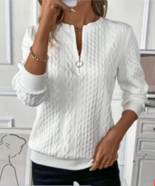 Women's Quilted Pullover Hoodie with Zip Front