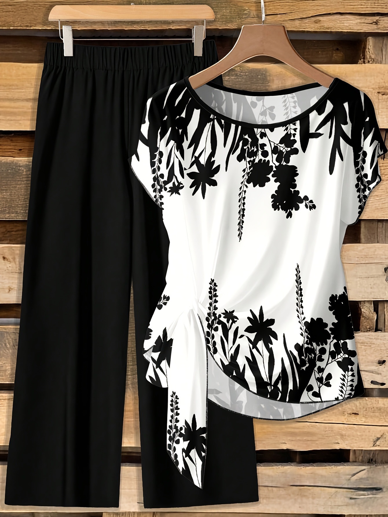 Floral Print Short Sleeve Top and Pants Set