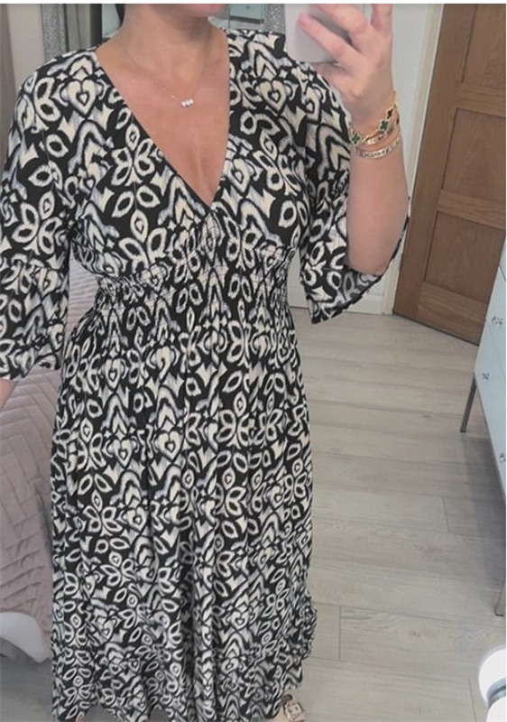 Women's Plus Size V-Neck Floral Print Midi Dress with Bell Sleeves