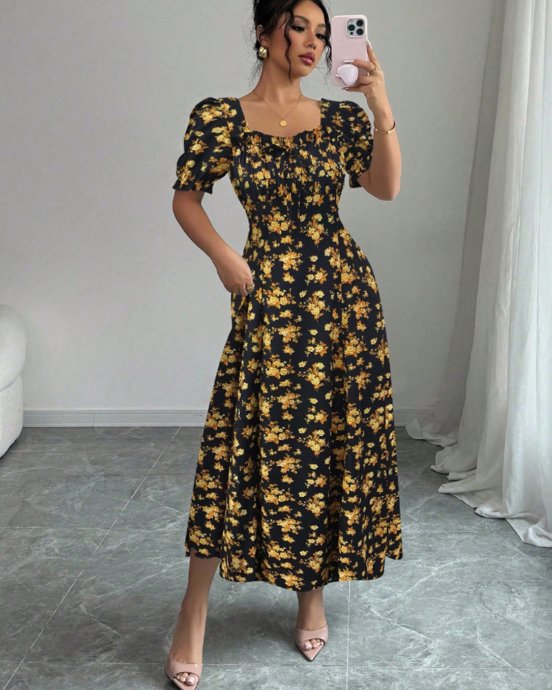 Elegant Short Sleeve Ruffle Dress with U-Neck and Puff Sleeves