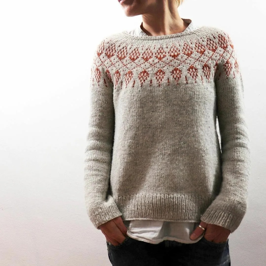 Women's Color-Block Crewneck Pullover Knit Sweater