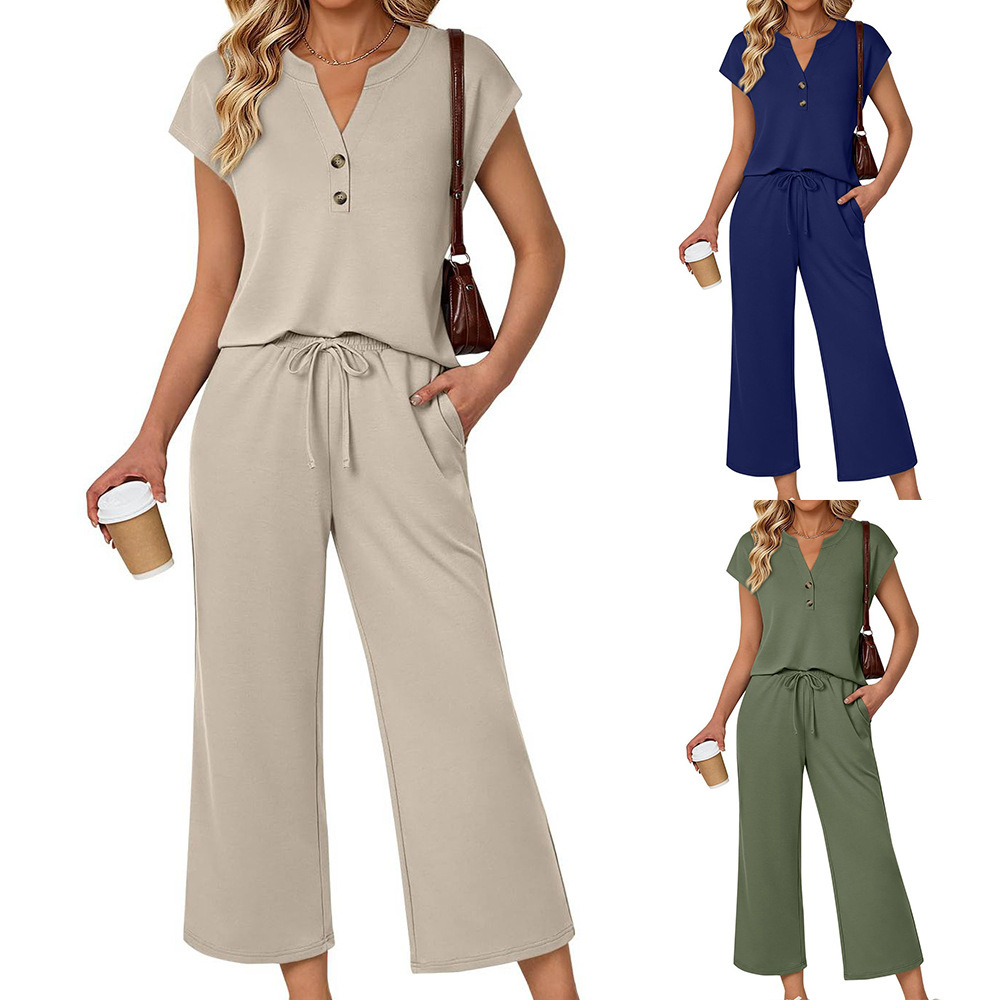 Women's Two-Piece Set: Crewneck Short-Sleeve Top & Cropped Pants