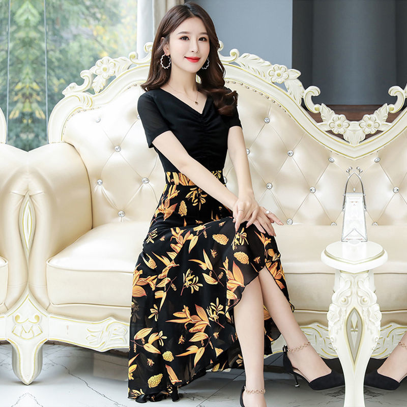 Women's V-Neck A-Line Midi Dress with Waist-Cinching Color-Block Print