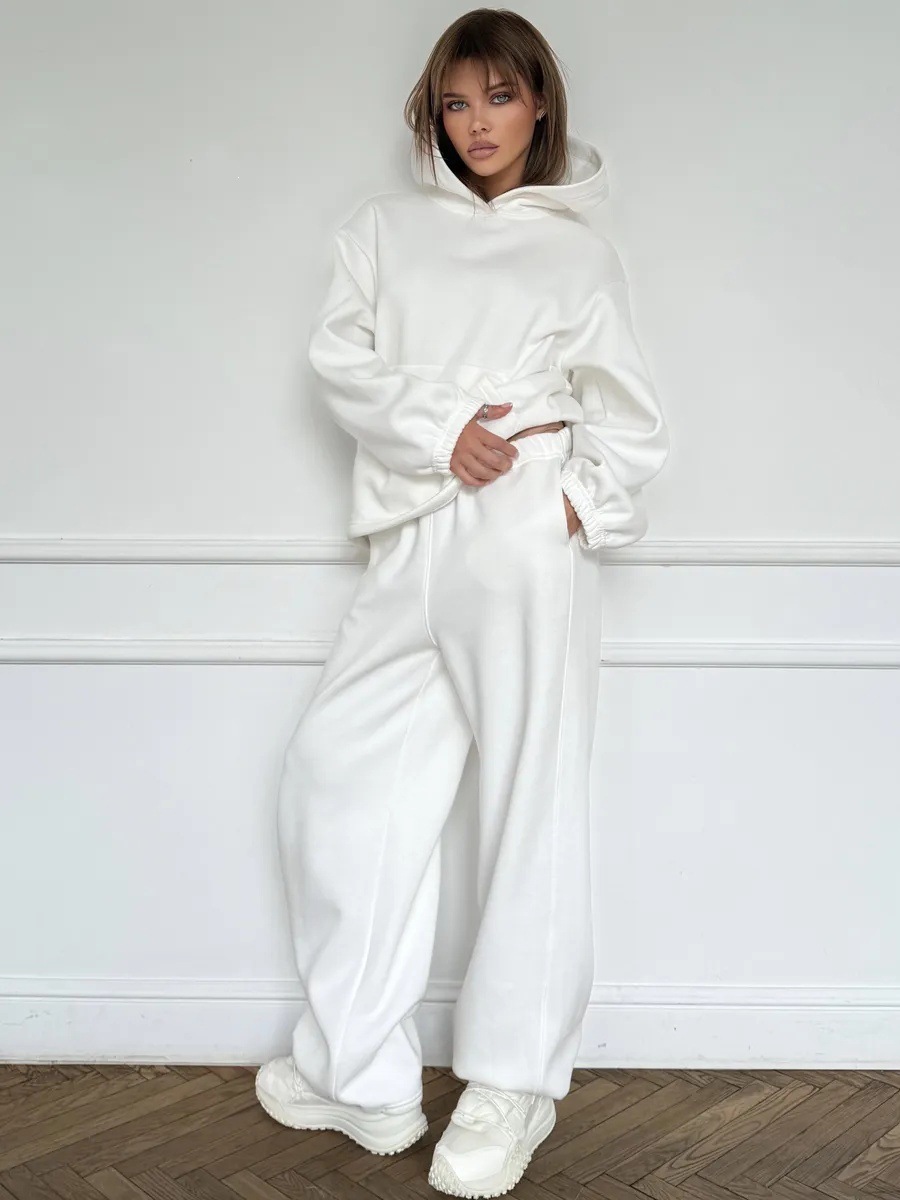 Women's 2-Piece Hooded Sweatsuit Set with Pockets