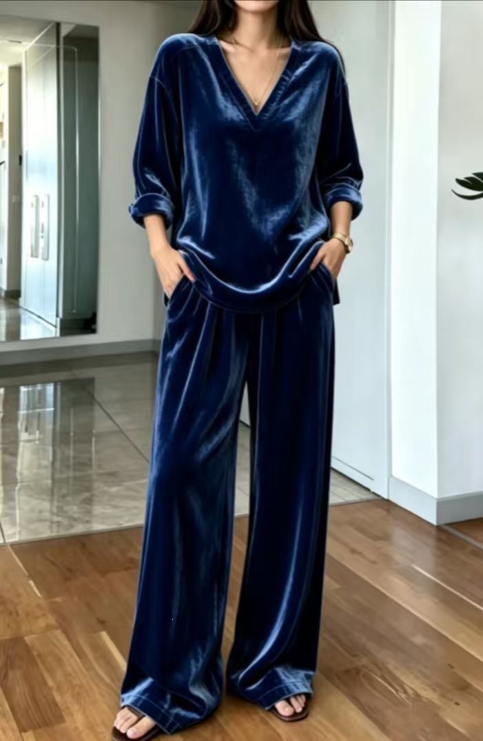 V-Neck Long-Sleeve Velvet Loose Loungewear Two-Piece Set