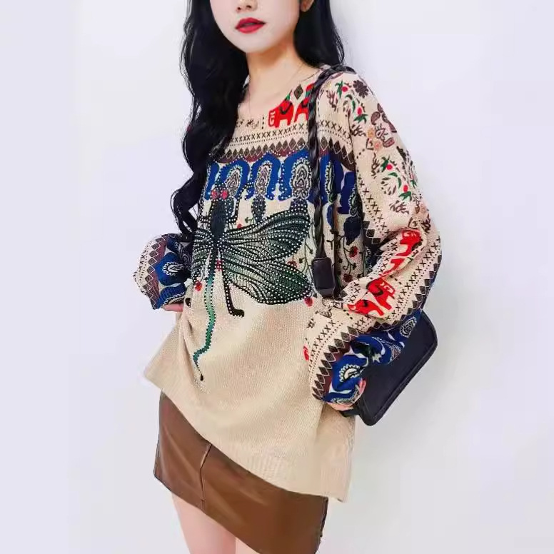 Women's Loose Knit Sweater with Rhinestone Sequin Dragonfly Print