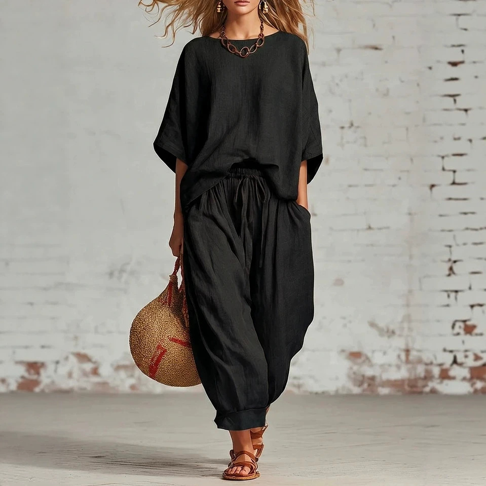 Women's Solid Color Half-Sleeve Crewneck Two-Piece Pants Set