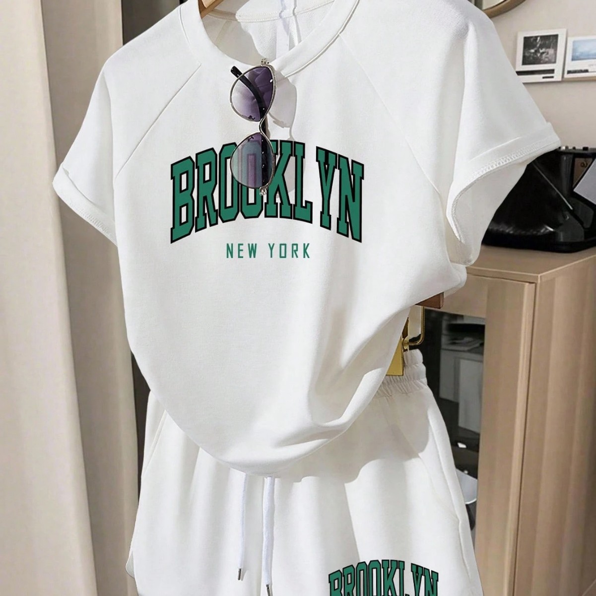 Letter Print Loose Crewneck T-Shirt and Shorts Set