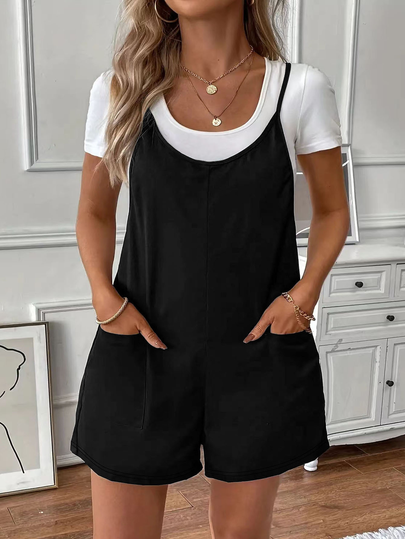 Solid Color Pocket Cami Romper Loose Casual Jumpsuit