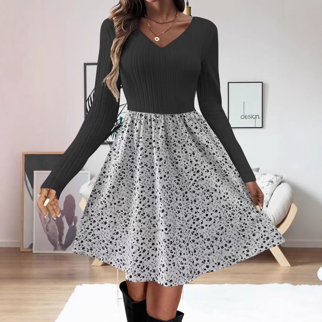 Women's Long Sleeve V-Neck Knit Floral Midi Dress