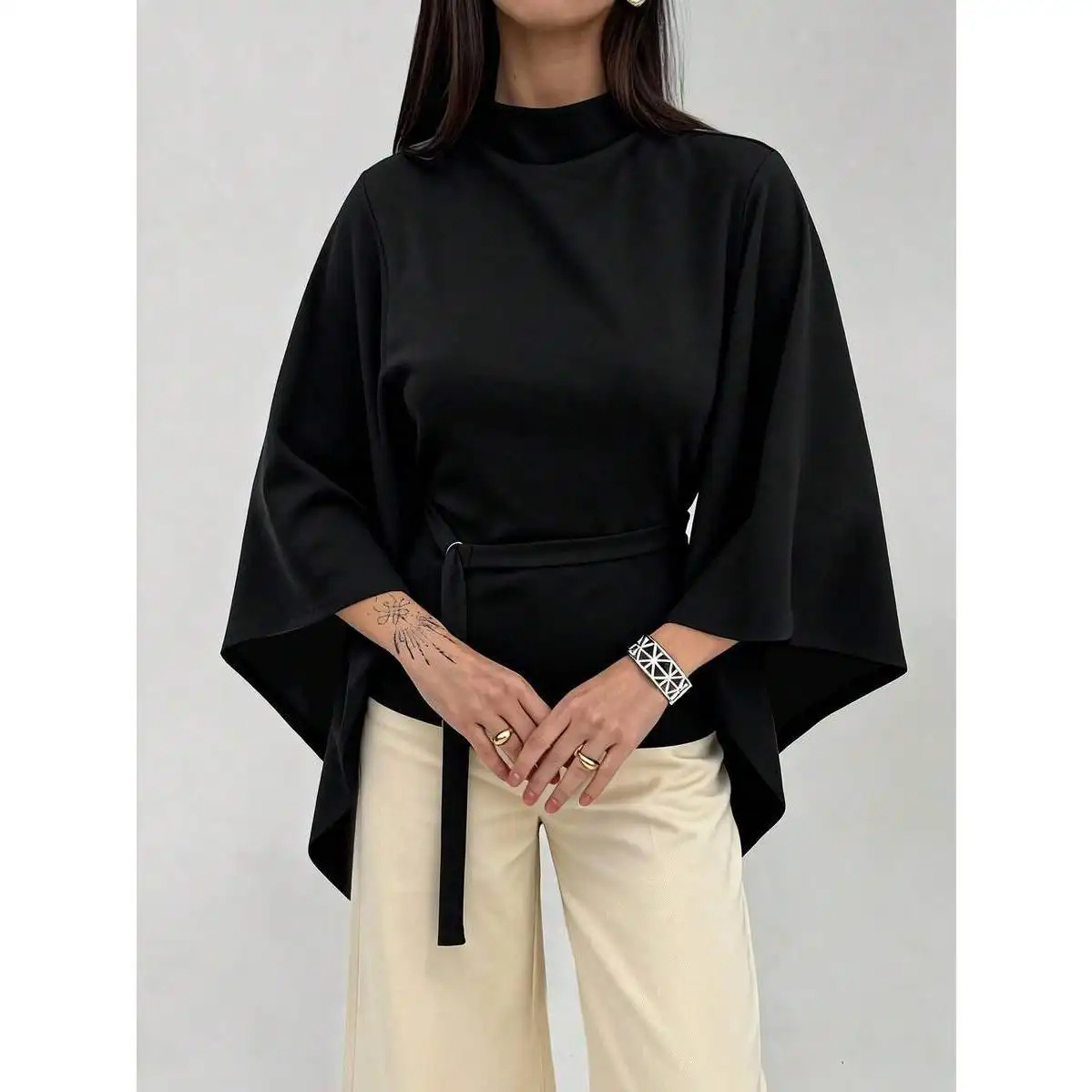 Women's Round Neck Batwing Sleeve Wrap Top Solid Color Waist-Cinching Elegant