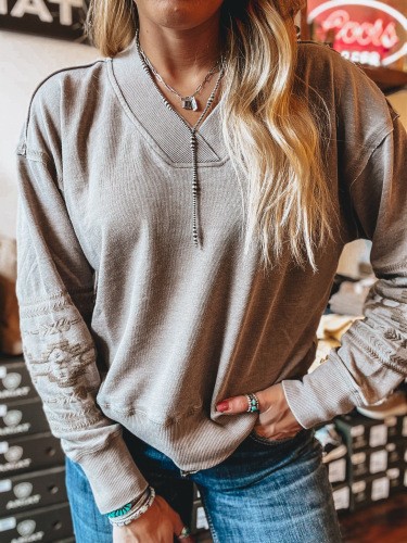 Women's V-Neck Embroidered Long-Sleeve Ribbed Sweatshirt